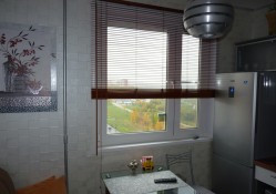 оформление окна на кухне