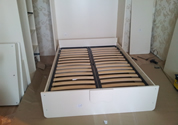 дизайн откидной стенки-кровати в комнате